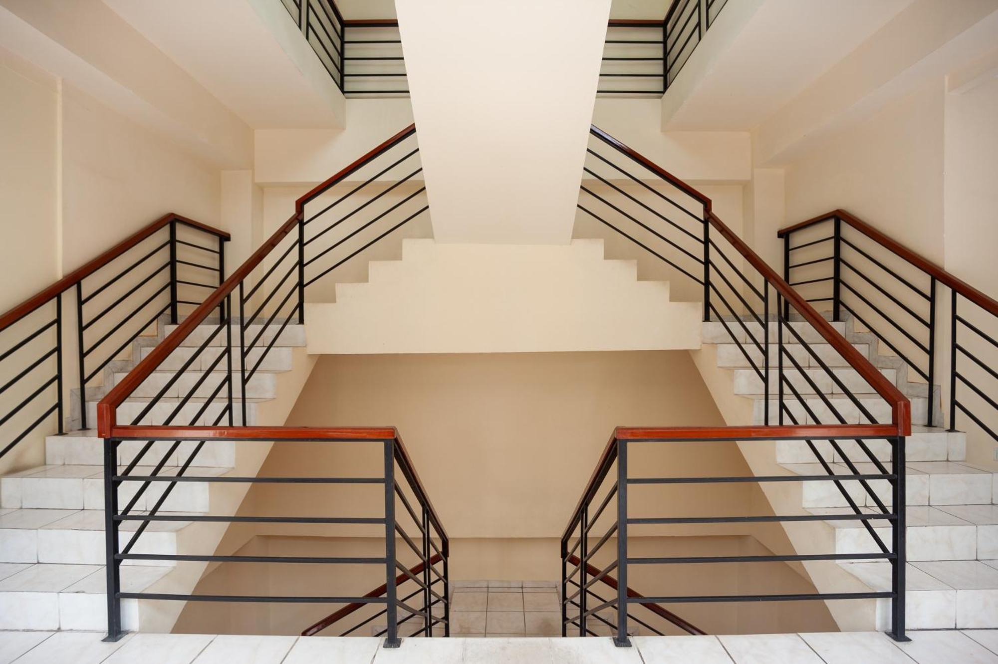 Reddoorz Plus Near Plaza Blok M Jakarta Luaran gambar